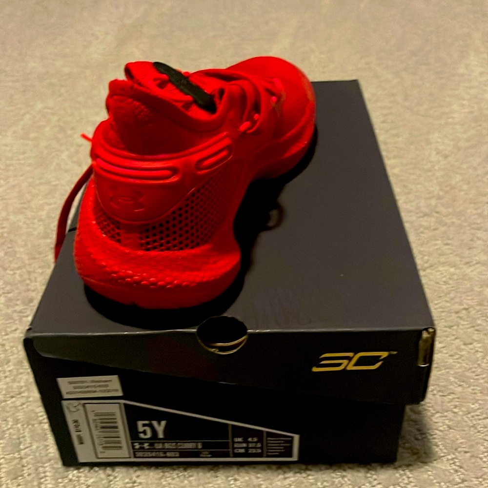 Stef Curry Sneakers